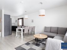 Ihastuttava paritalohuoneisto Puistolan rauhaisalta pientaloalueelta!