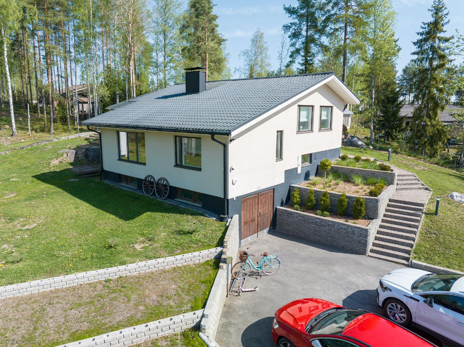 118 m² Uudenniityntie 10, 05200 Nurmijärvi Omakotitalo 4h myynnissä -  Oikotie 17287697