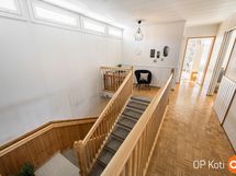 yläkerran aula