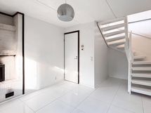 Alakerran takkahuone