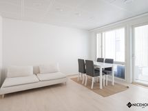 Käynti vilvoitteluterassille.