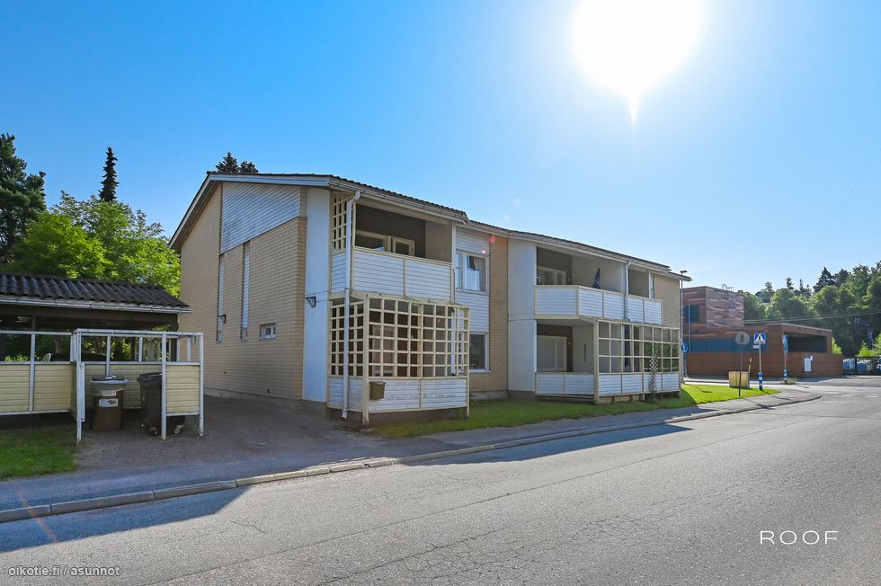 Papinnevankatu 1 - Prästmossegatan 1