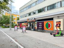 Lähikauppaan kävelee myös hetkessä.