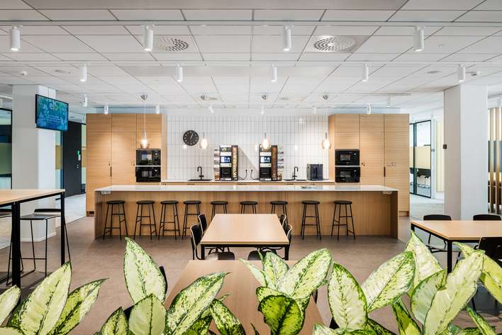 Liiketila, 642 m², Tapiola, Espoo