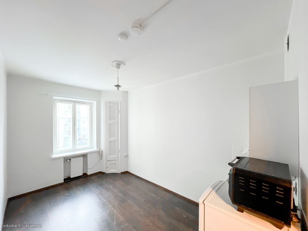 Tervetuloa! 5. kerroksen pikkukoti, jossa on kiva tunnelma.