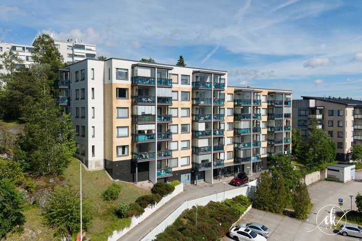 Kerrostalo, 2h+kk+s+lasitettu parveke, 50,5 m², Saarniraivio, Espoo