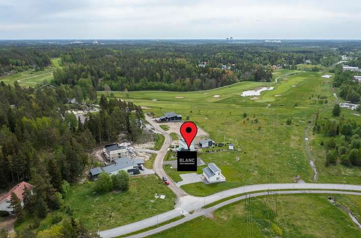 Tontti, 1 385 m², Venga