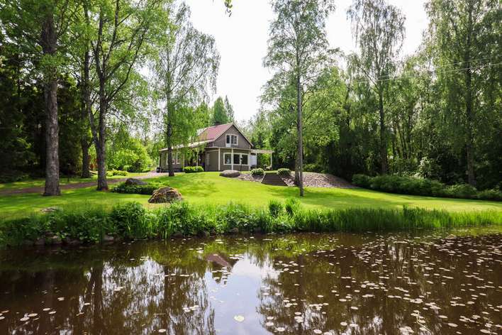Omakotitalo, 5h, k, s, ph, khh, rantasauna, autotalli ja autokatos, 150 m², Ilavainen, Eurajoki
