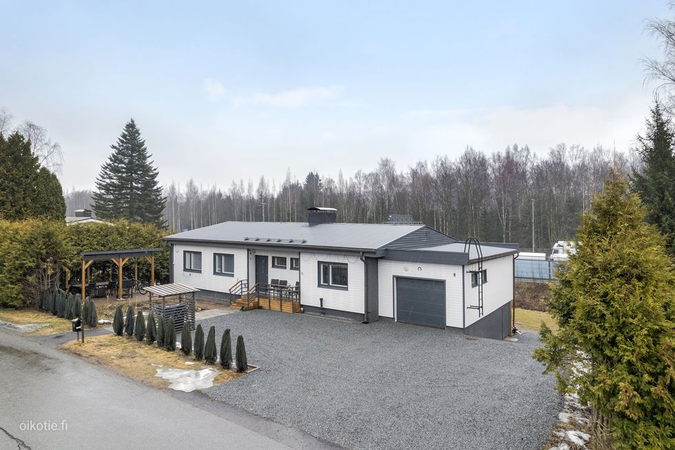 Image delivery from Zentuvo to Linear