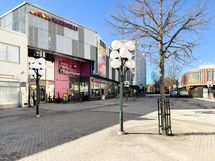 Keskustan palvelut ovat noin puolen kilometrin etäisyydellä…