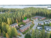 Puistoon rajoittuva asuinalue