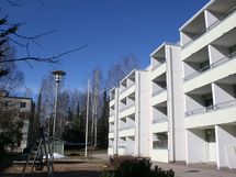 Lahden Katsastajankatu 17, piha-alue