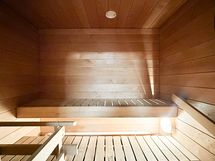 Taloyhtiön sauna.