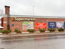 K-Supermarket löytyy noin 10 minuutin kävelymatkan päässä