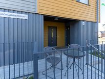 Etuterassi ja kodin sisäänkäyti