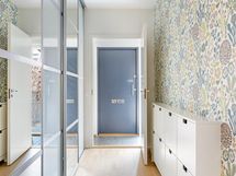 Eteisessä runsaasti säilytystilaa