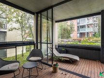 Upea 2-osainen terassiparveke