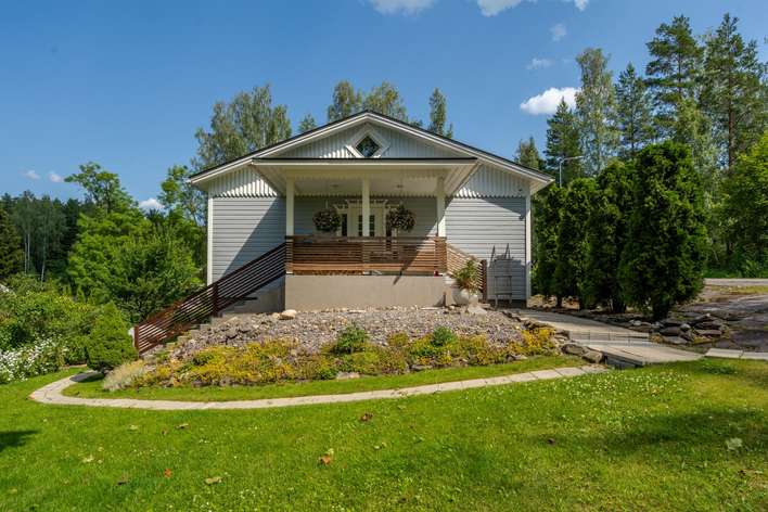 Omakotitalo, 4h,k,et, kph, s, wc, 95/109 m², Maksjoki – pohled 2