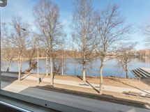 maisemat keittiöstä aamukahvin kanssa