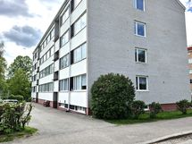 Kirveskatu 8.