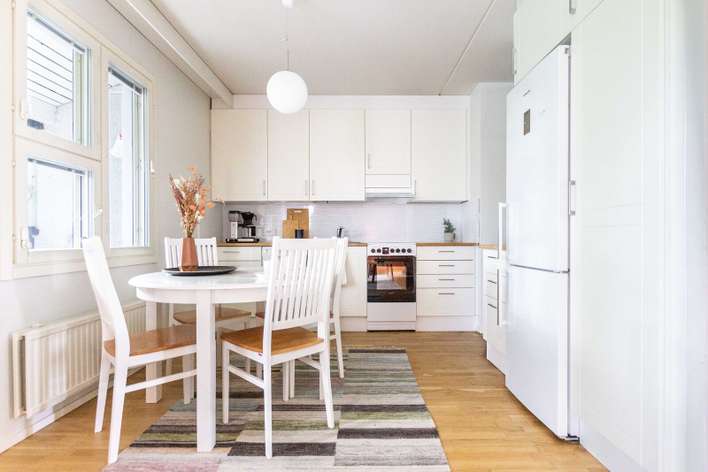Kerrostalo, 2h+k+kph/s, Lasitettu parveke, 56 m², Takahuhti, Tampere