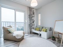 Makuuhuone, kuva vastavasta asunnosta samasta talosta