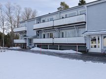 Gavellägenhet i första våningen/ 1. kerroksen päätyasunto