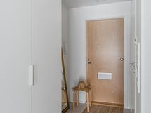 Eteinen