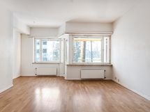 Olohuoneen jatkeena erkkeriruokailutila