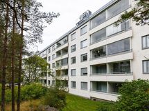 Parvekkeet sisäpihalle