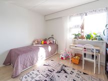 Makuuhuone 2.