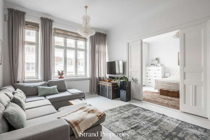 Kerrostalo, 4h, keittiö, kph/wc, erill. wc ja vh., 122 m², Ullanlinna, Helsinki