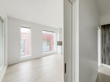 Makuuhuoneessa on kätevät liukuovet
