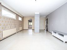 olohuone/ruokailu/eteinen