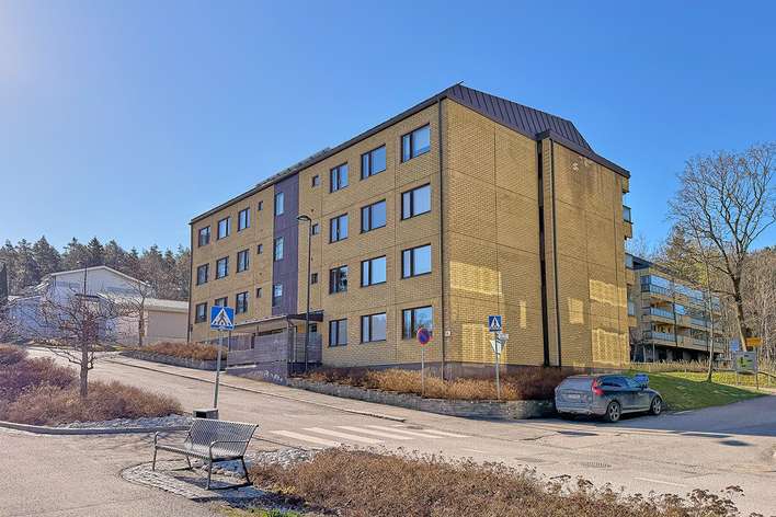 Kerrostalo, 1h+keittotila+alkovi, kph, sauna, parveke, 36 m², Keskusta, Lohja