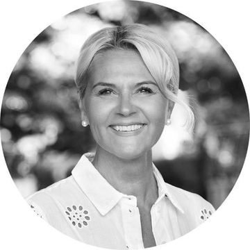 Teija  Mikkola