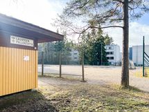 Alueella on hyvin ulkoilu- ja liikuntamahdollisuuksia.