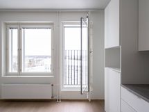 Ranskalainen parveke. Kuva asunnosta A59, jossa vastaava pohjaratkaisu, näkymä ja materiaalit voivat poiketa.