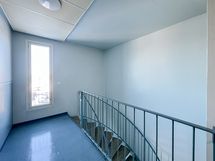 Rappukäytävä on siisti.