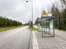 Pysäkki Kelloniitty on asunnolta noin 200m (4min)