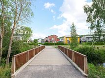 Silta Longinojan yli