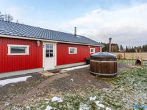 Talousrakennus, lämmin