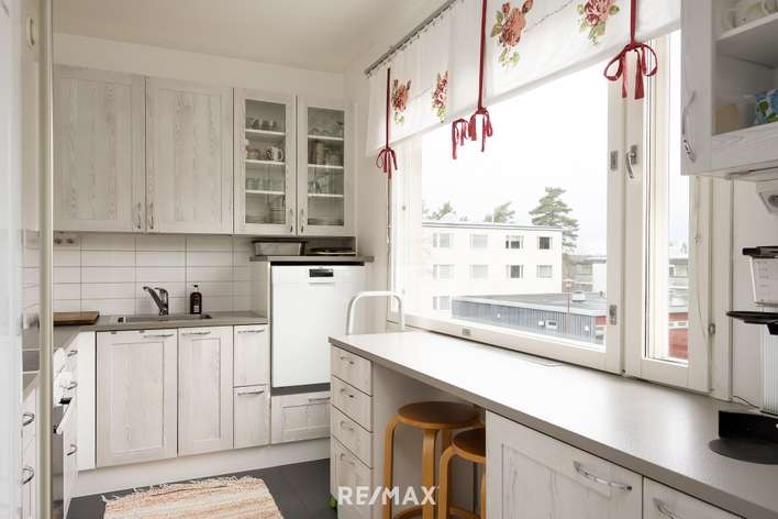 Kerrostalo, 3h,k,kph,erill.wc,vh,las.p., 74 m², Simonkallio – pohled 3