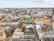 Meri on korttelin päässä