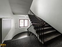 Poartaikko on tyylikkään jyhkeä