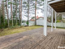 Länsi-etelä terassi