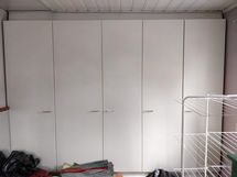 Makuuhuone 2, kaapit