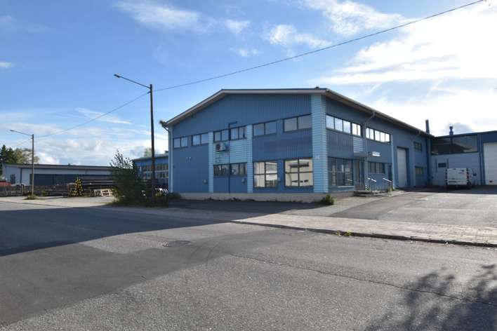 Liiketila, 420 m², Oriketo, Turku