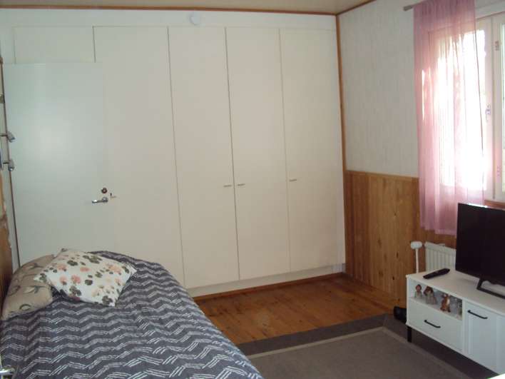 Omakotitalo, 3h, 85/145 m², Mansikkala – pohled 4