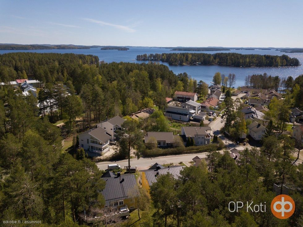 210 M Ronontie 18 B 70100 Kuopio Erillistalo 6h Myynnissa Oikotie 14970543